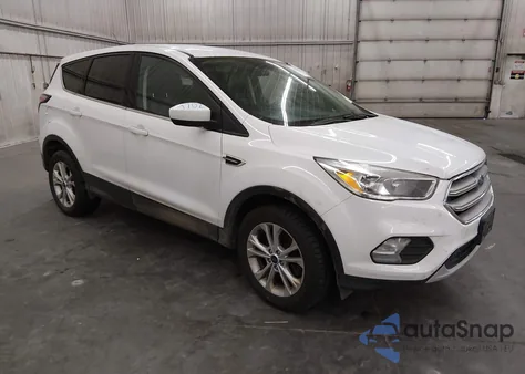 2017 Ford Escape Se z USA, uszkodzony, nr VIN 1FMCU9GD7HUD78167